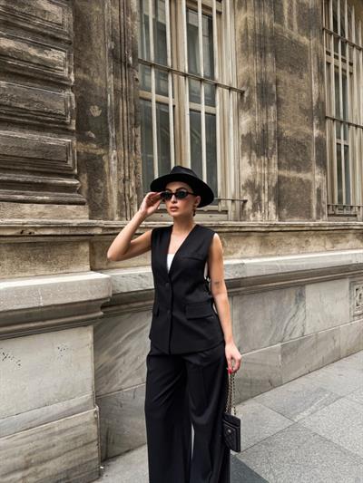 Poly Viscose Arkasi Düğme Ve Kemer Detayli Yelek Pantolon Takim