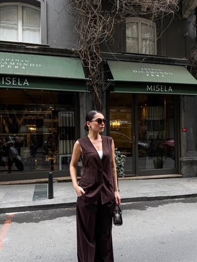 Poly Viscose Arkasi Düğme Ve Kemer Detayli Yelek Pantolon Takim