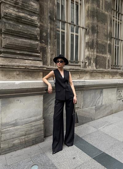 Poly Viscose Arkasi Düğme Ve Kemer Detayli Yelek Pantolon Takim