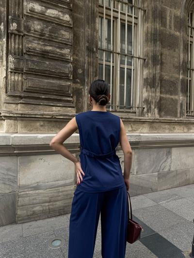 Poly Viscose Arkasi Düğme Ve Kemer Detayli Yelek Pantolon Takim