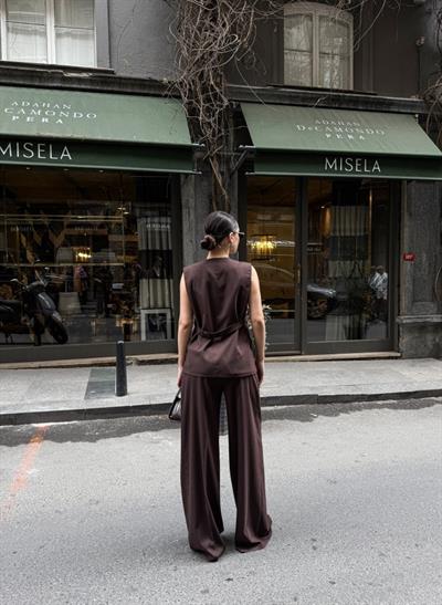 Poly Viscose Arkasi Düğme Ve Kemer Detayli Yelek Pantolon Takim