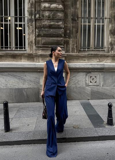 Poly Viscose Arkasi Düğme Ve Kemer Detayli Yelek Pantolon Takim