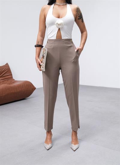 Poly Viscose Dekorati̇f Düğmeli̇ Arka Bel Lasti̇kli̇ Pantolon