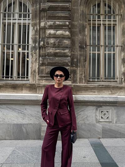 Poly Viscose Full Lycra Asi̇metri̇k Düğmeli̇ Vatkali Ceket Pantolon Takim