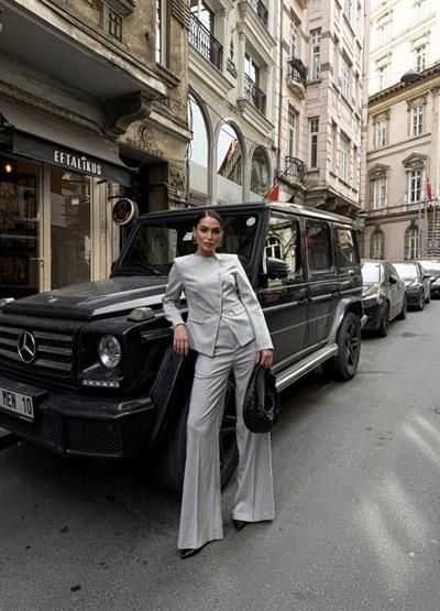 Poly Viscose Full Lycra Asi̇metri̇k Düğmeli̇ Vatkali Ceket Pantolon Takim