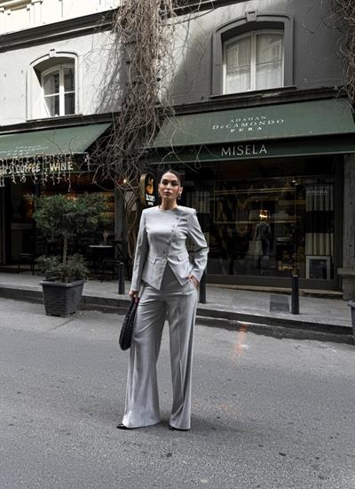 Poly Viscose Full Lycra Asi̇metri̇k Düğmeli̇ Vatkali Ceket Pantolon Takim