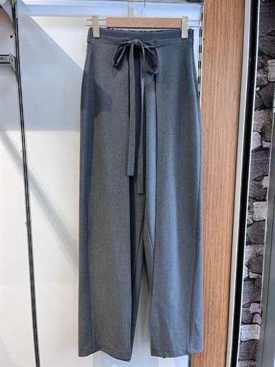 Poly Viscose Parça Detay Arka Lasti̇kli̇ Önü Bağlamali Pantolon