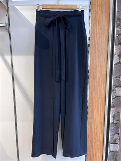 Poly Viscose Parça Detay Arka Lasti̇kli̇ Önü Bağlamali Pantolon