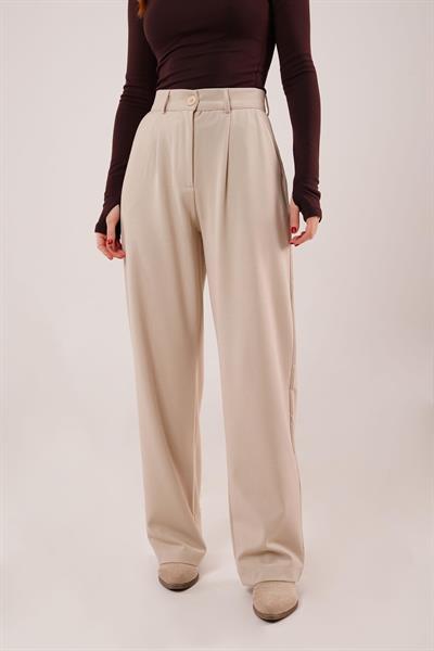 Premium Model Oturtmalı Krem Pantolon