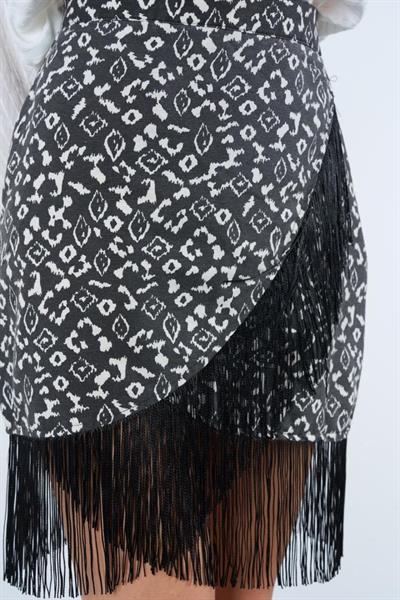 Püsküllü Etek - Siyah-Beyaz