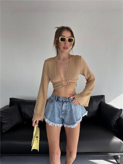 SATEN CROP TOKA DETAYLI BLUZ - Bej