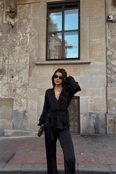 SATEN KRUVAZE BAĞLAMALI BLUZ- PANTOLON TAKIM - Siyah