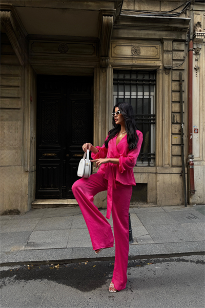 SATEN KRUVAZE BAĞLAMALI BLUZ- PANTOLON TAKIM - Fuşya