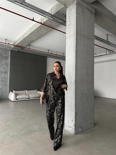 SİYAH ZEMİN VARAKLI BLUZ PANTOLON TAKIM - Gold