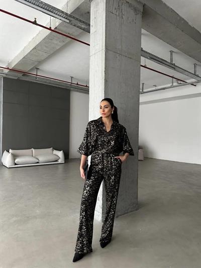 SİYAH ZEMİN VARAKLI BLUZ PANTOLON TAKIM - Gold