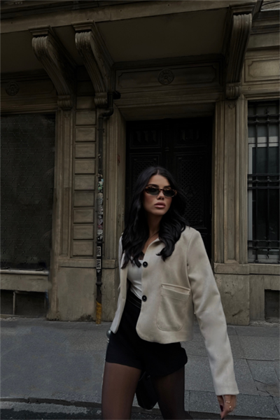 SÜET CROP CEKET KAPAKLI CEP DETAYLI - Taş