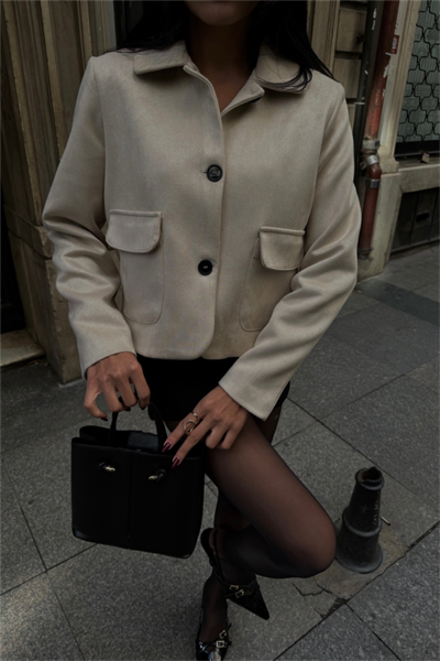 SÜET CROP CEKET KAPAKLI CEP DETAYLI - Taş