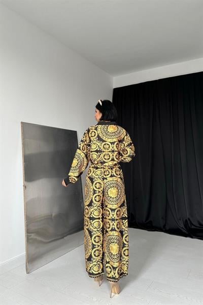 Sarı Gömlek Ve Baskılı Pantolon Takım
