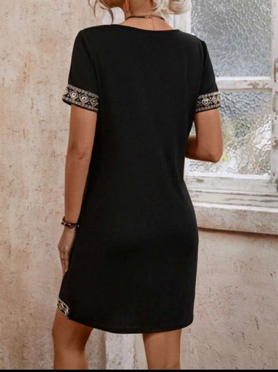 Şerit Detay V Yaka Yandan Cepli Viskon Elbise