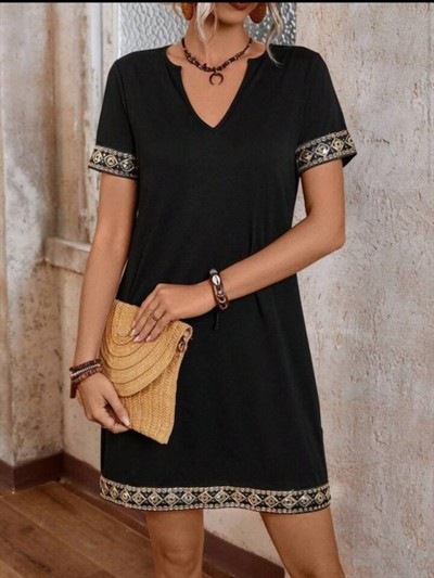 Şerit Detay V Yaka Yandan Cepli Viskon Elbise