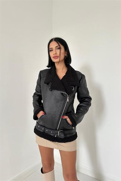 Siyah Apoletli Kürklü Ceket