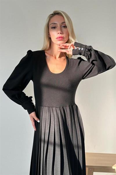 Siyah Bisiklet Yaka Elbise