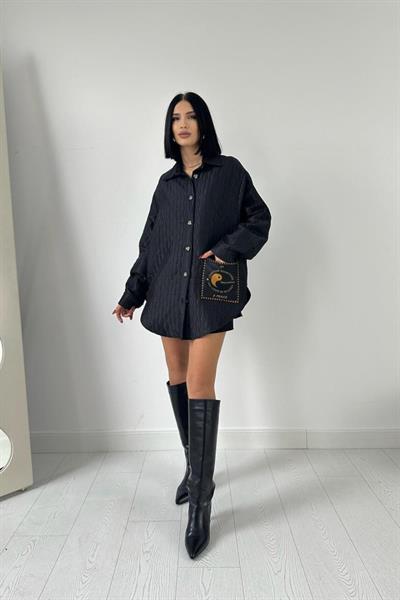 Siyah Cepli Kapitone Gömlek