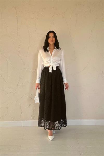 Siyah Dantelli Uzun Etek