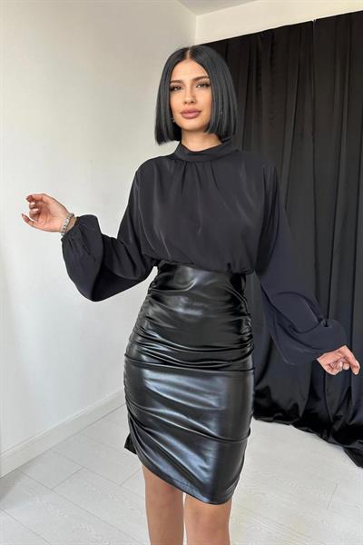 Siyah Deri Elbise
