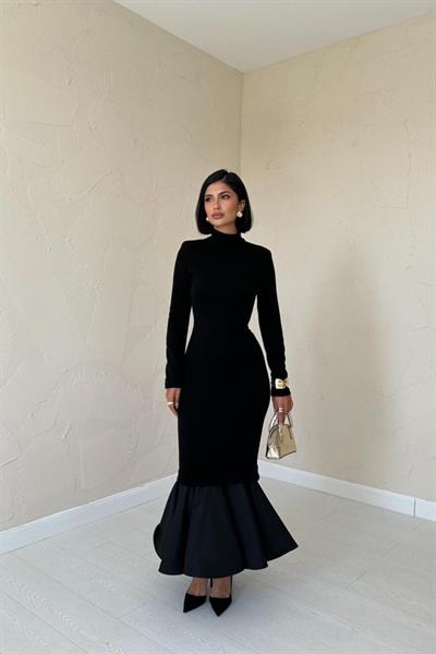 Siyah Eteği Garnili Triko Elbise