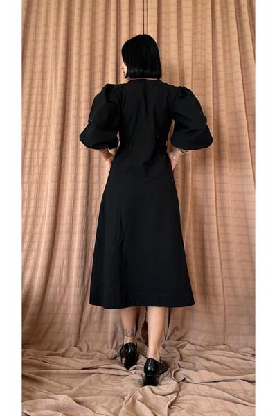 Siyah Flamlı Keten Boyamlı Düğmeli Elbise