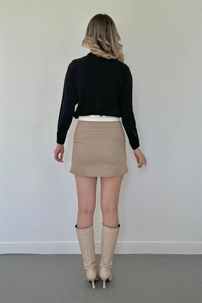 Siyah Jesica Volanlı Taş Düğme Detaylı Gömlek