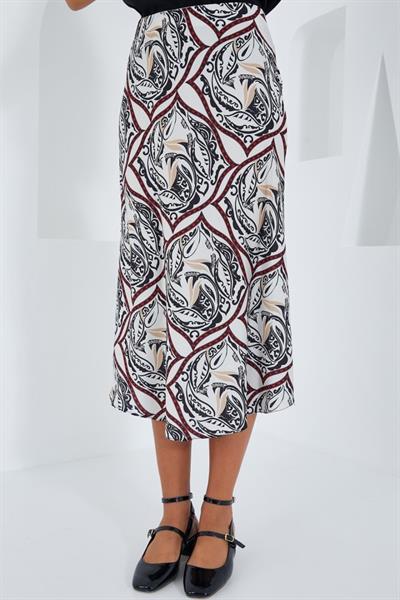Siyah Kırmızı Desenli Saten Etek 15806