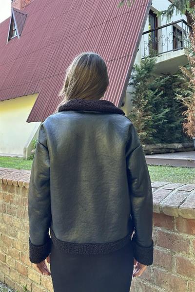 Siyah Kürklü Ceket