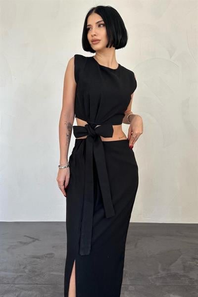 Siyah Kuşaklı Crop Ve Etek Takım
