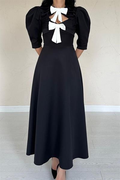 Siyah Ön Dekolteli Fiyonk Garnili Uzun Elbise