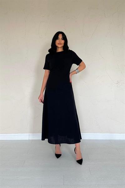 Siyah Pileli Bisiklet Yaka Elbise