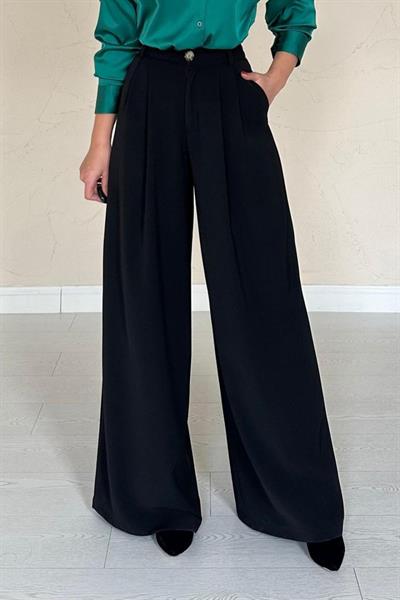 Siyah Pileli Comfort Pantolon