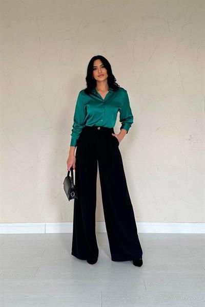 Siyah Pileli Comfort Pantolon