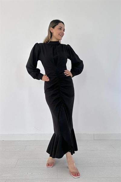 Siyah Volanlı Uzun Kol Elbise