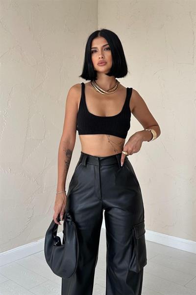 Siyah Yanlardan Cepli Deri Pantolon