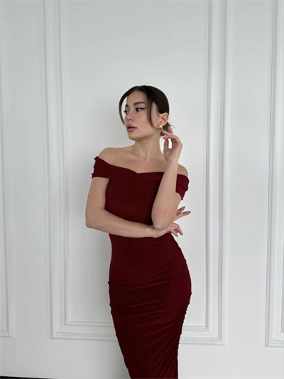 Striptiz Omuzlu Uzun Elbise- Bordo