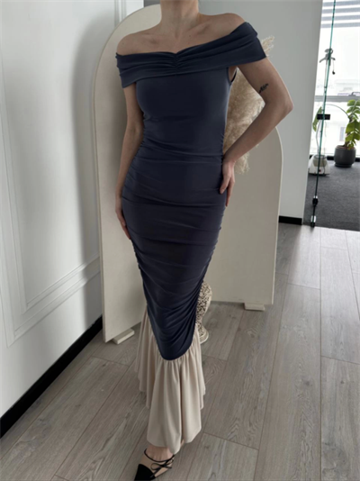 Striptiz Omuzlu Uzun Elbise- Füme