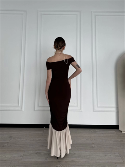 Striptiz Omuzlu Uzun Elbise- Kahve