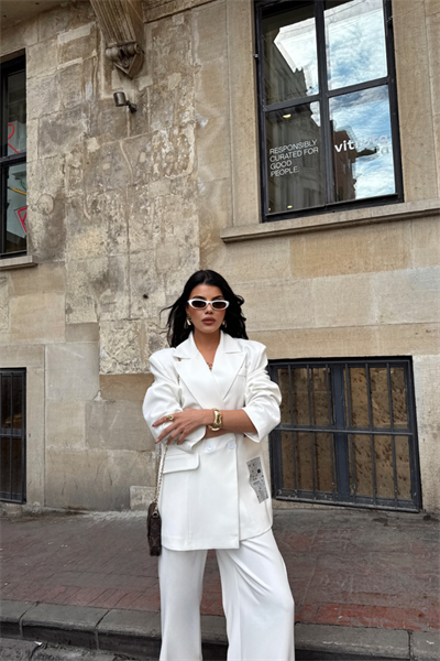 TASARIM ETİKET DETAYLI CEKET - PANTOLON TAKIM - Beyaz