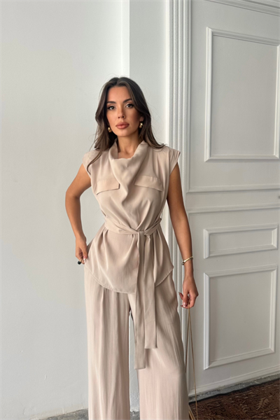 TENCEL MODAL KOLSUZ BLUZ KAPALI CEP DETAYLI DÖKÜMLÜ - PANTOLON TAKIM - Bej