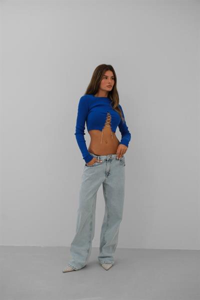 Taş Detay Triko Yaka Crop Bluz