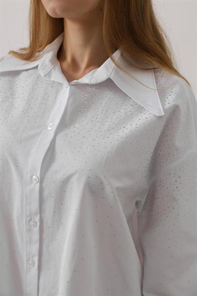 Taşlı Sivri Yaka Gömlek - Beyaz