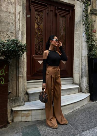 Üç Düğme Detayli Palazzo Pantolon