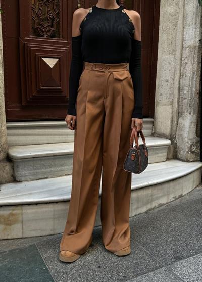 Üç Düğme Detayli Palazzo Pantolon